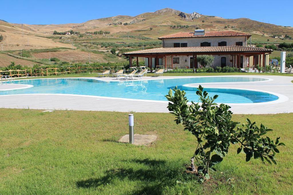 Tenuta Lanza Il Mulino Acquaviva Platani Eksteriør bilde