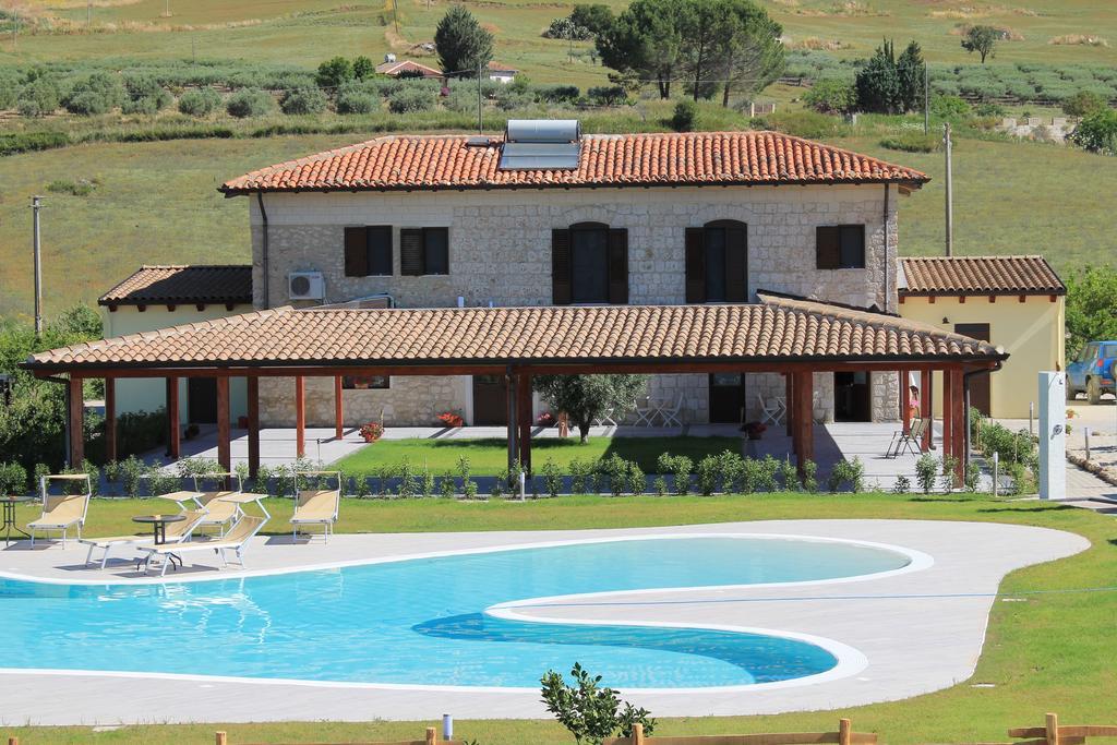 Tenuta Lanza Il Mulino Acquaviva Platani Eksteriør bilde