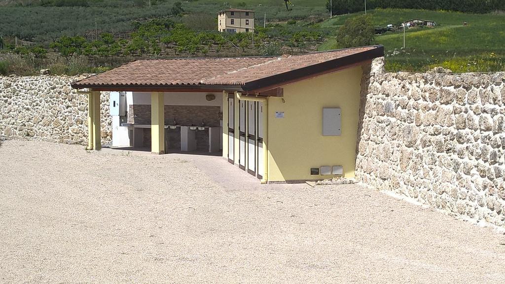 Tenuta Lanza Il Mulino Acquaviva Platani Eksteriør bilde