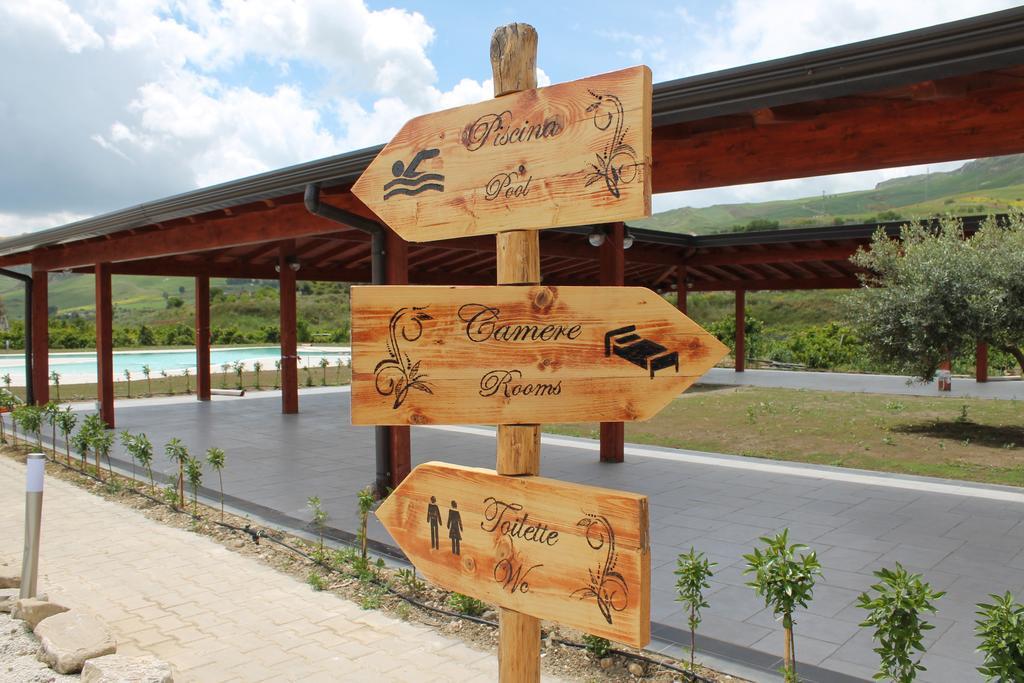 Tenuta Lanza Il Mulino Acquaviva Platani Eksteriør bilde
