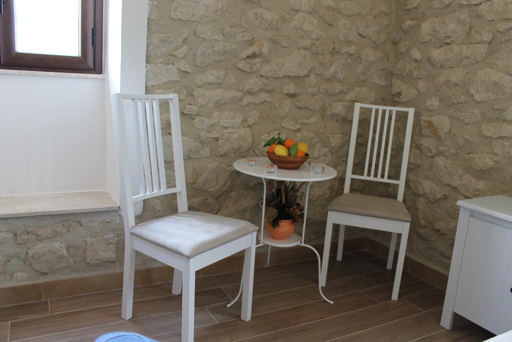 Tenuta Lanza Il Mulino Acquaviva Platani Eksteriør bilde