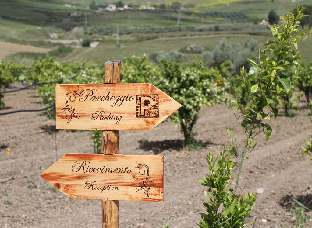 Tenuta Lanza Il Mulino Acquaviva Platani Eksteriør bilde