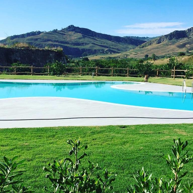Tenuta Lanza Il Mulino Acquaviva Platani Eksteriør bilde